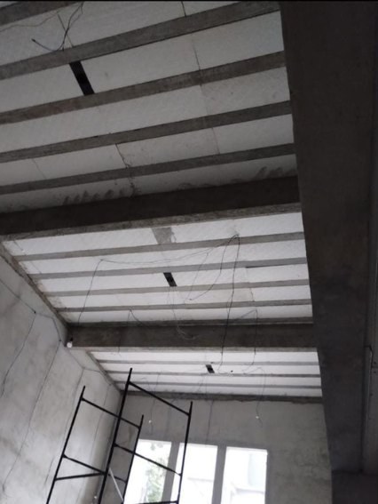 Laje aparente antes da execução do forro em drywall